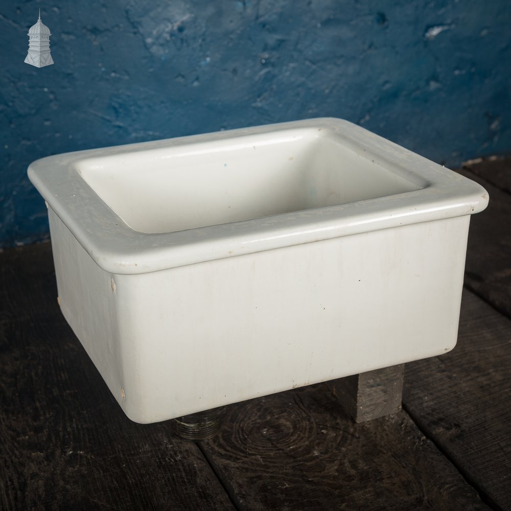 Small Southhook White School Science Lab Sink