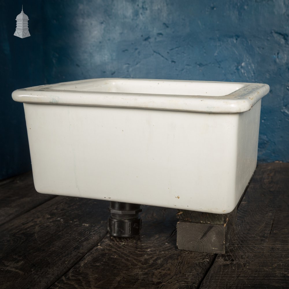 Small Southhook White School Science Lab Sink