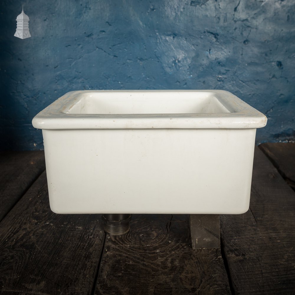 Small Southhook White School Science Lab Sink