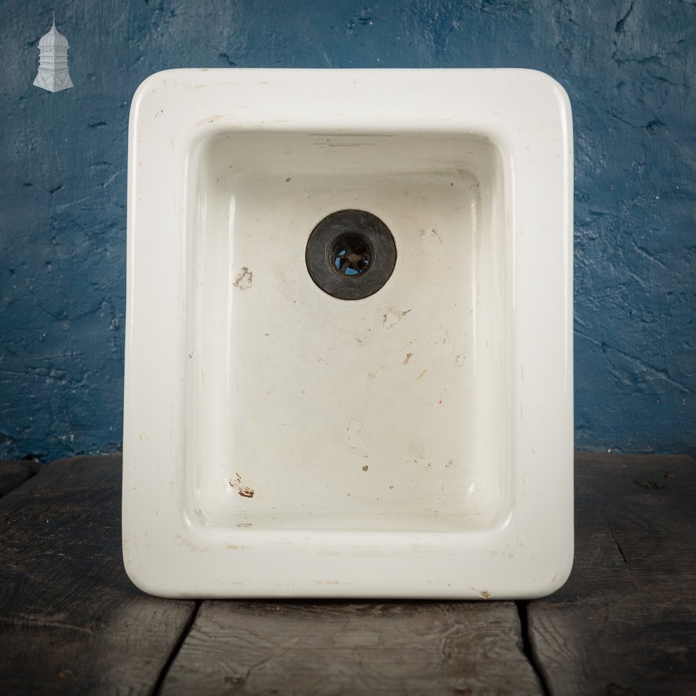 Small Southhook White School Science Lab Sink