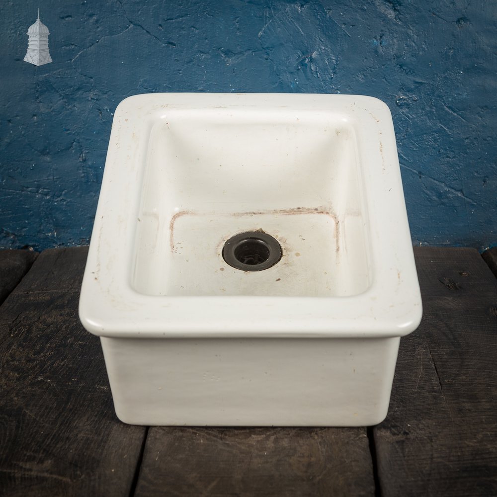 Small Southhook White School Science Lab Sink