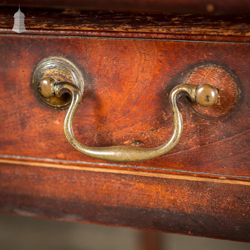 NR52821: Georgian Mahogany Butterfly Top Pembroke Table Circa 1770