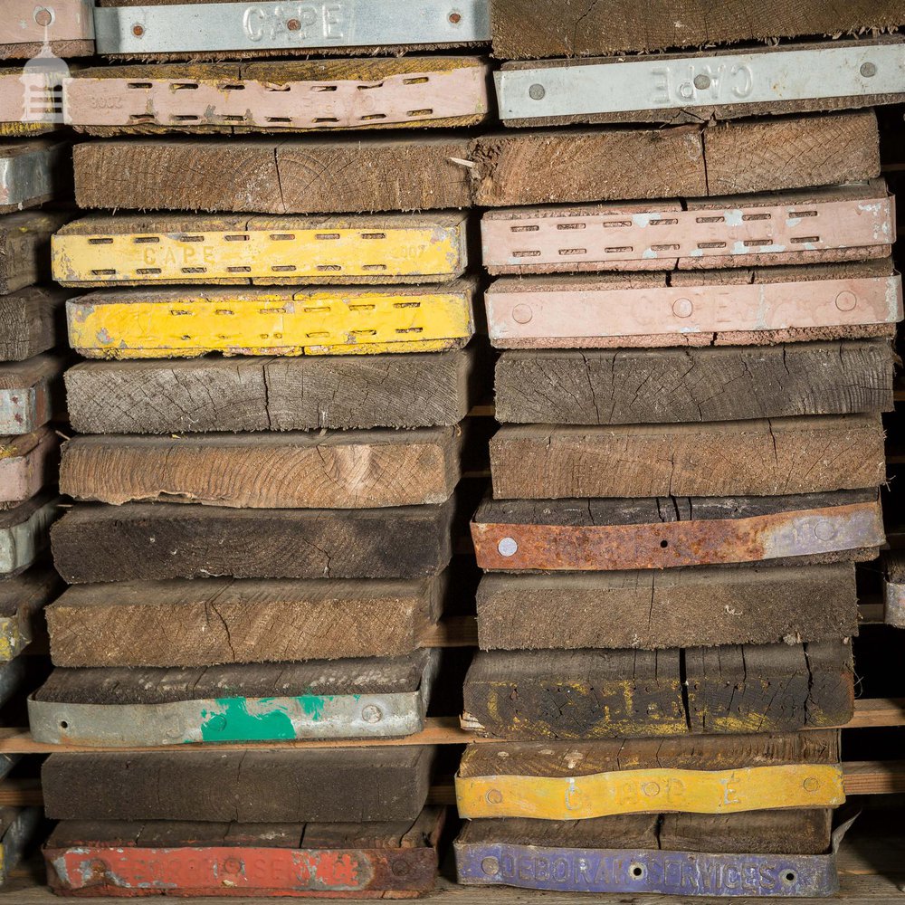 Batch of 16 Square Metres of Short Scaffold Board End Sections with Colourful End Bands