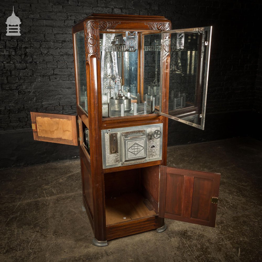 Vintage Art Deco Arcade Grab Machine