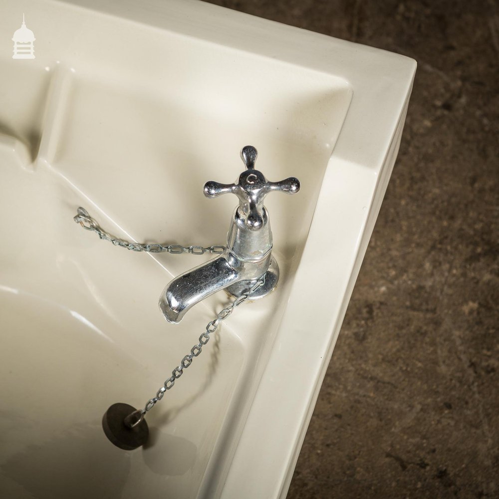 White Ceramic Deco Bathroom Sink