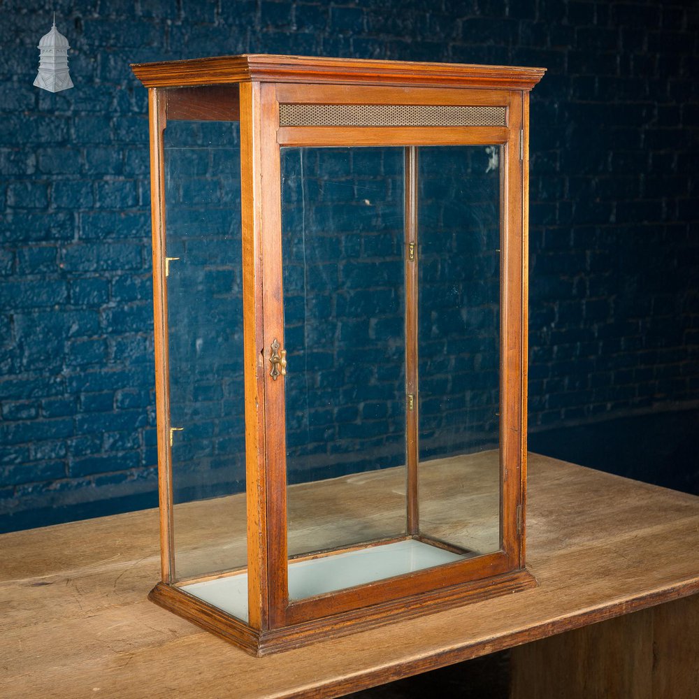 NR58721: 19th C Glazed Tabletop Display Cabinet