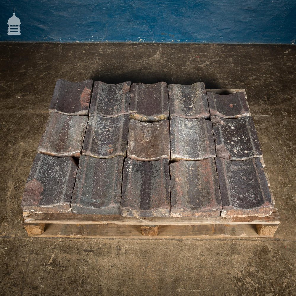 Batch of 15 Staffordshire Blue Drainage Floor Bricks a Run of 4 Metres