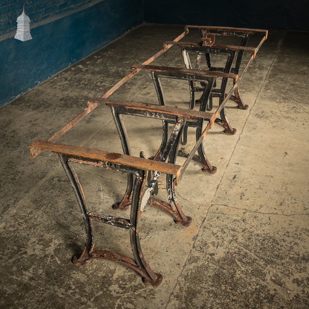 Communal Washroom Sinks, Original Edwardian Eight Basin Arrangement on Cast Iron Stand