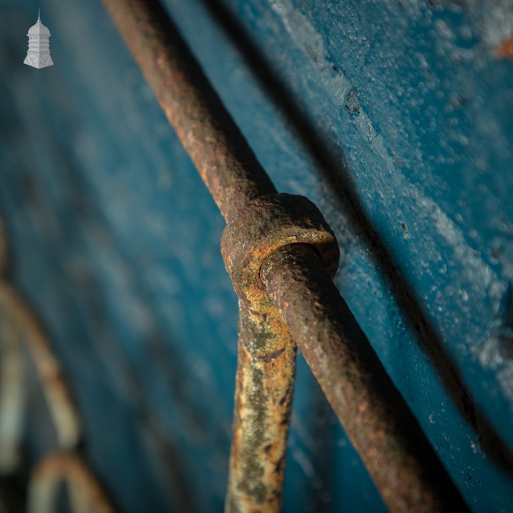 Wrought Iron Railing, Repeating Arch Design