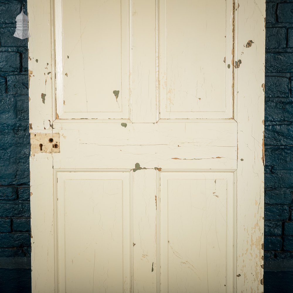 Moulded 4 Panel Door