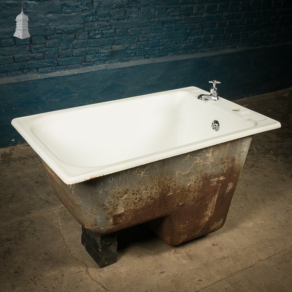 Sitz / Hip Bath, Small Cast Iron Bath