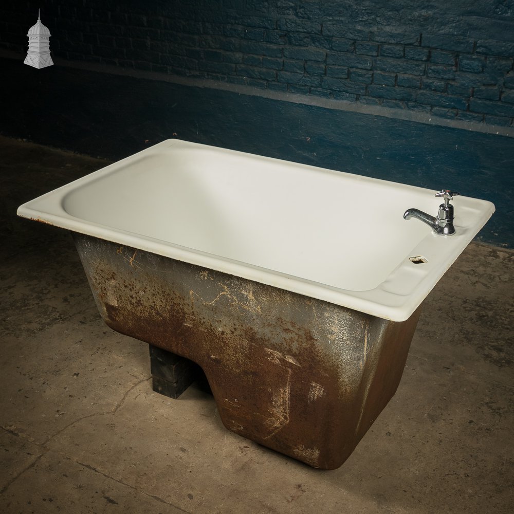 Sitz / Hip Bath, Small Cast Iron Bath