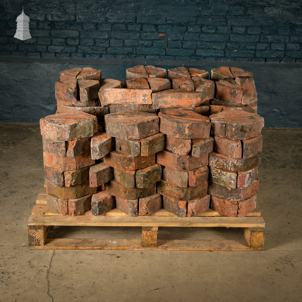 Saddleback Coping Bricks, Batch of 190 Red Brick Copings - A run of 15 Metres