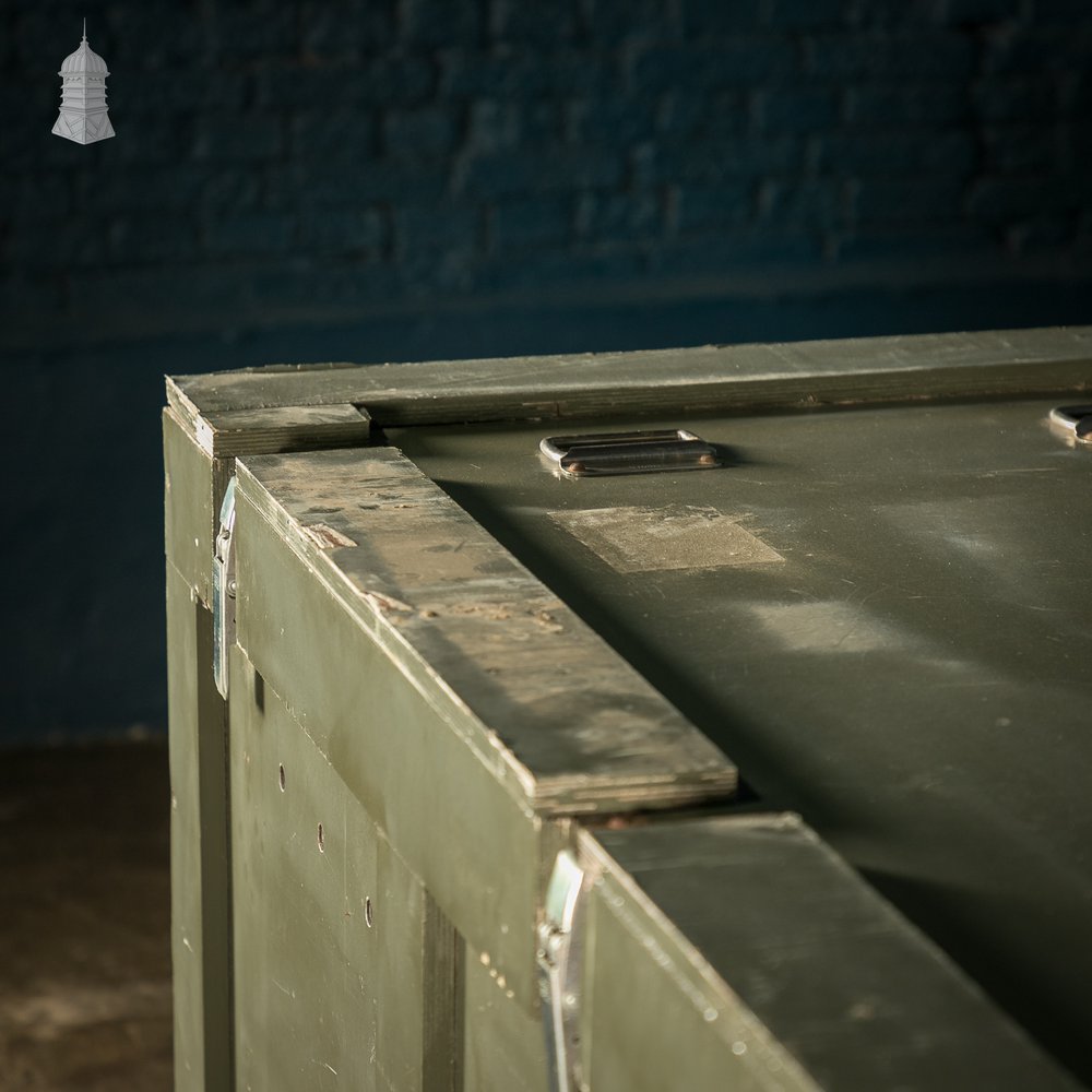 Large Military Green Painted Aircraft Parts Shipping Crate Reclaimed From a Norfolk RAF Base