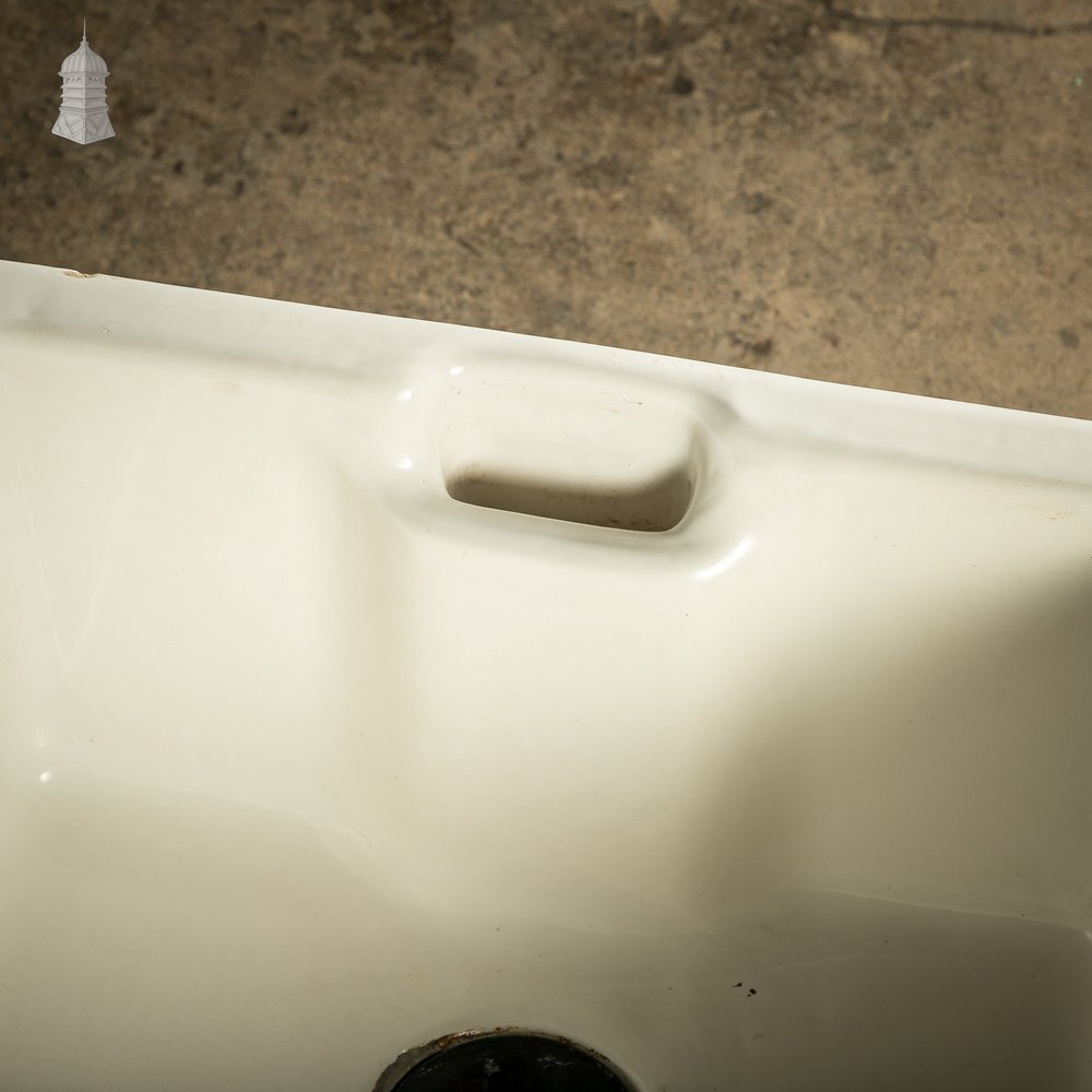 Reclaimed White Armitage Shanks Belfast Butler Sink