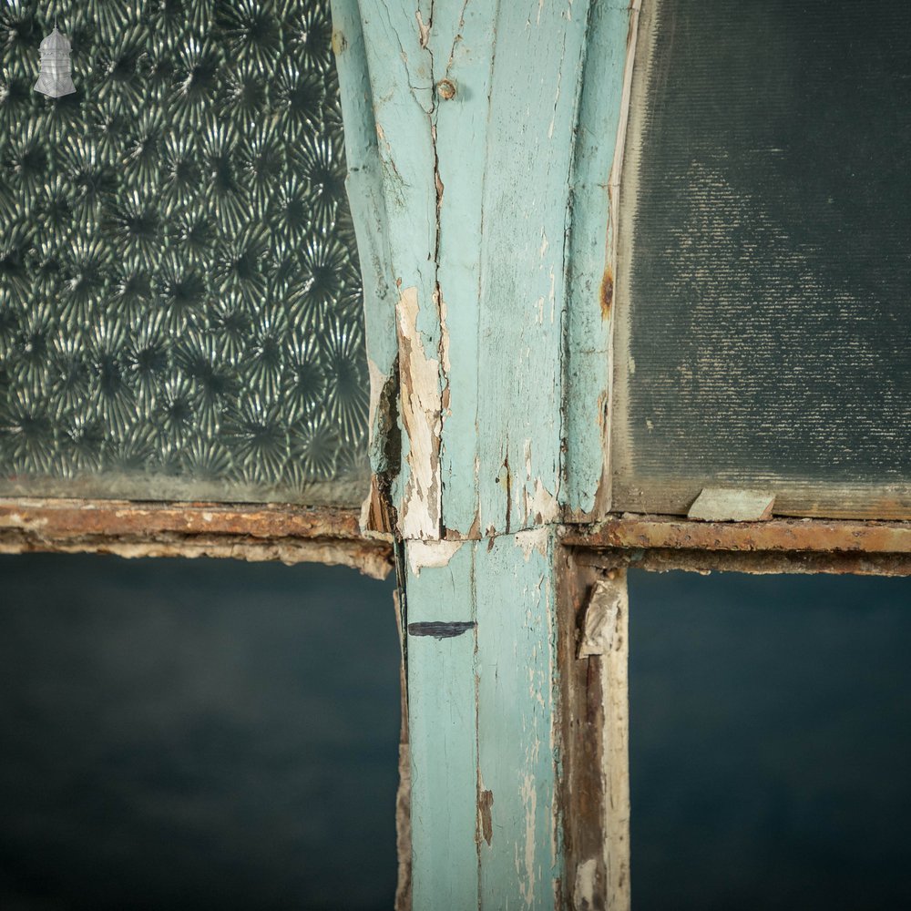 Arch Top Timber Window with Textured Glass