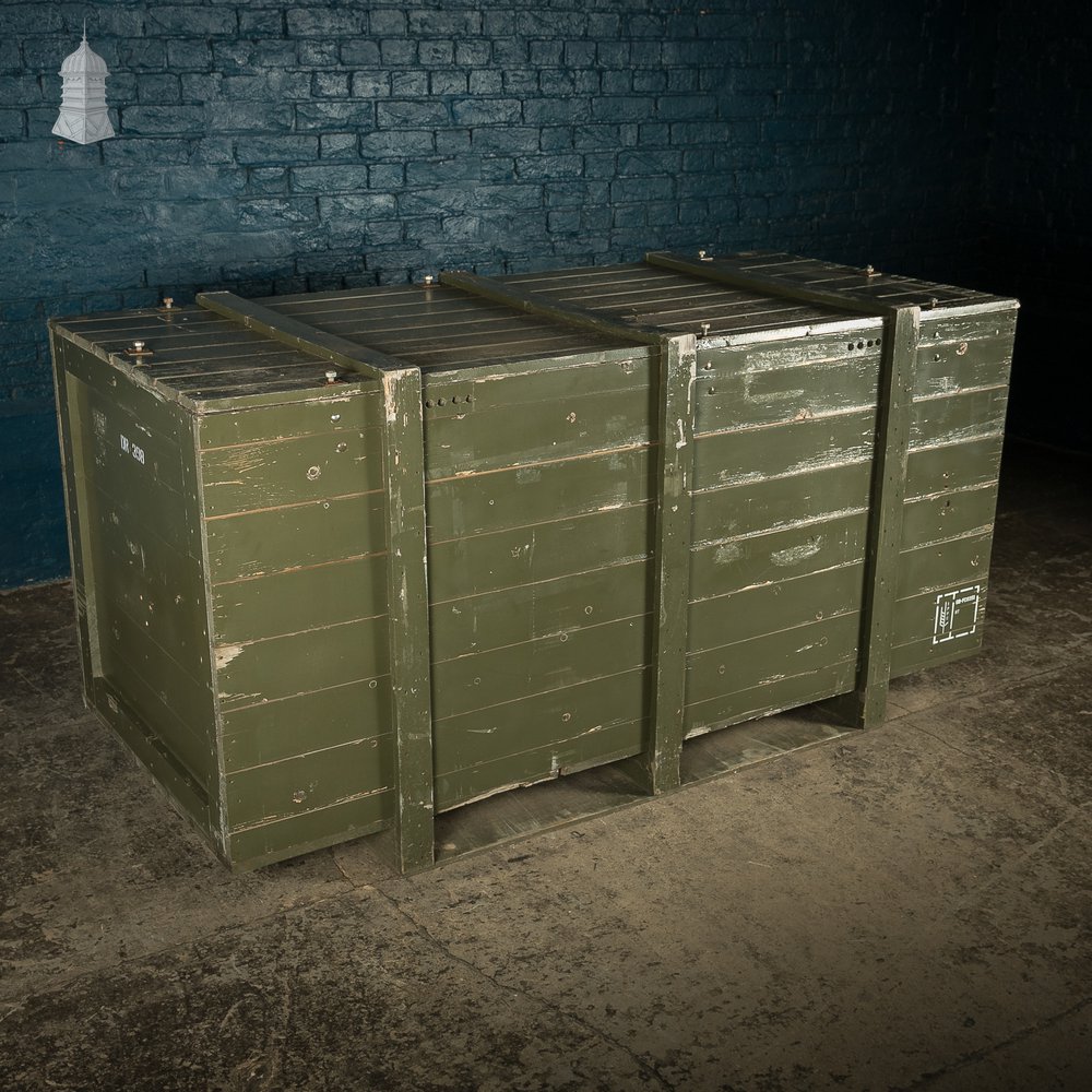 Large Green Painted Aircraft Parts Shipping Crate Reclaimed From a Norfolk RAF Base