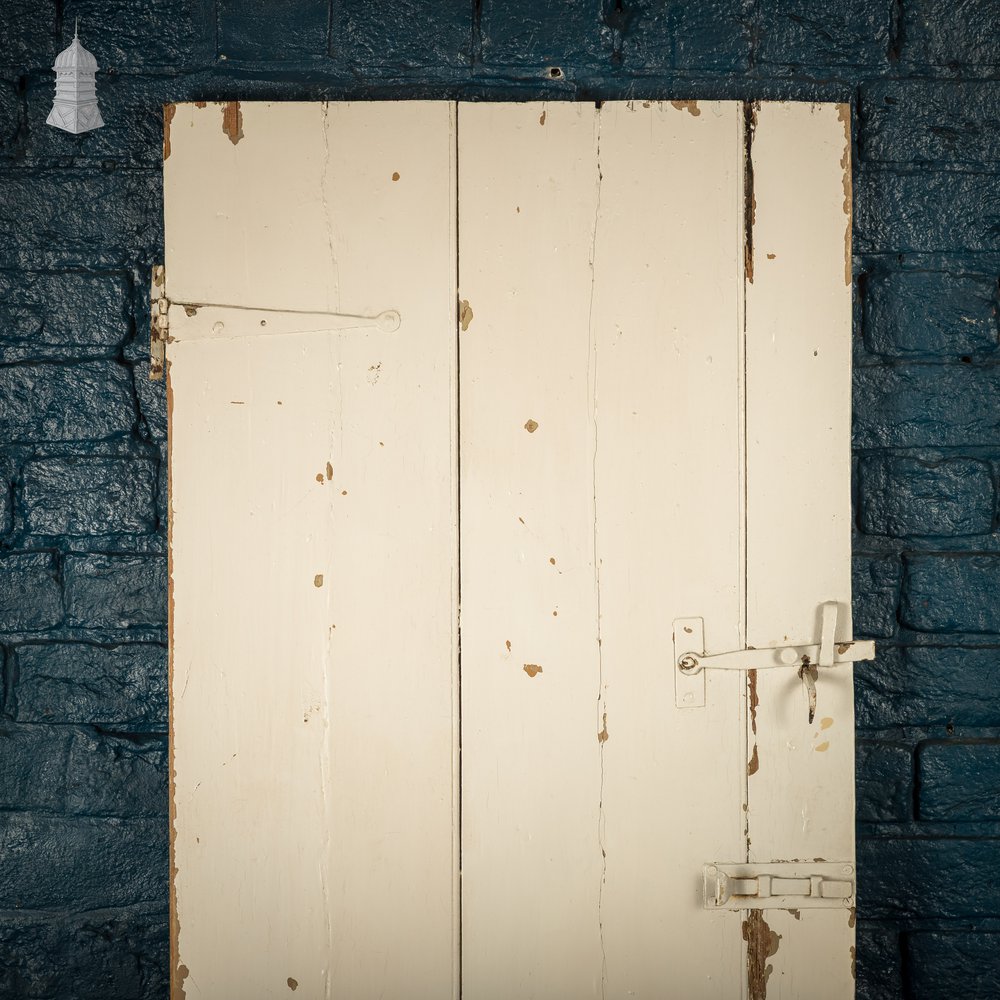 Ledged Plank Cottage Door, Reclaimed Distressed Paint