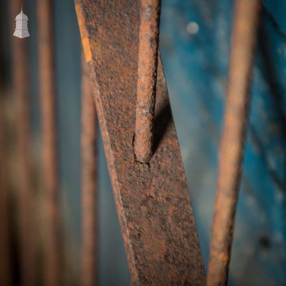 Traditional Driveway Gates, Wrought Iron, Spearhead Finials