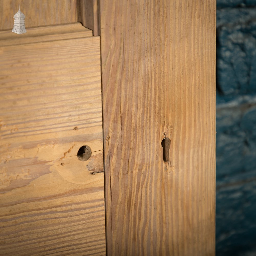 Glazed Pine Door, Pine 5 Panel, ‘Hammered’ Style Textured Glass Top Panel