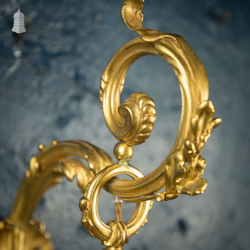 Rococo-style Wall Sconce Lamp, Cut Glass Shade