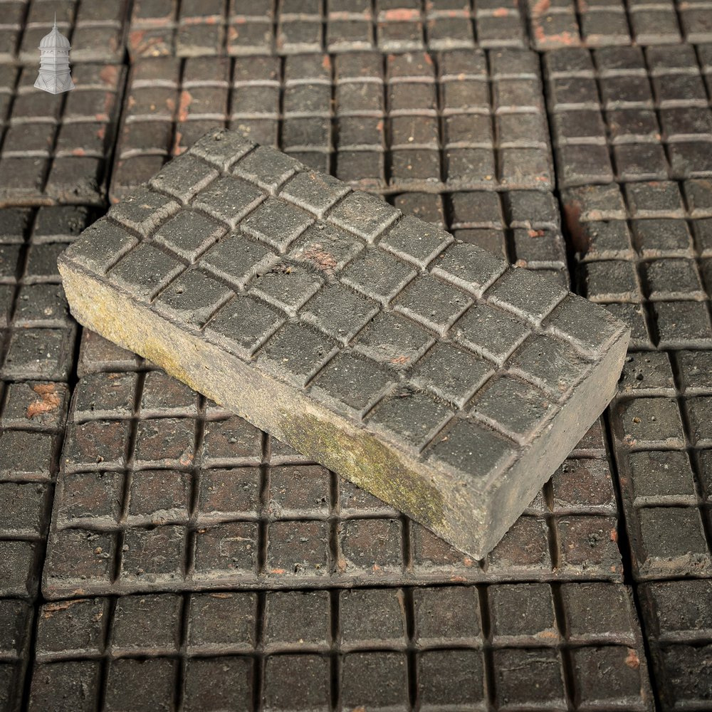 Batch of 225 ‘Chocolate Bar’ 32 Block Staffordshire Blue Stable Bricks - 7 Square Metres