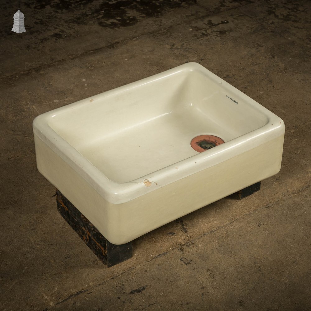 Cane and White Butler Sink