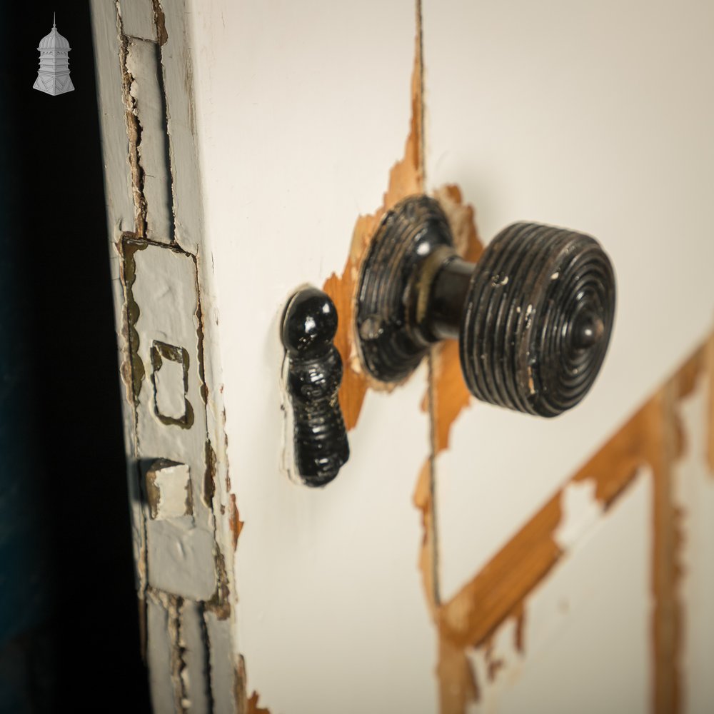 4 Panel Door, Beehive Handle, Distressed White Paint