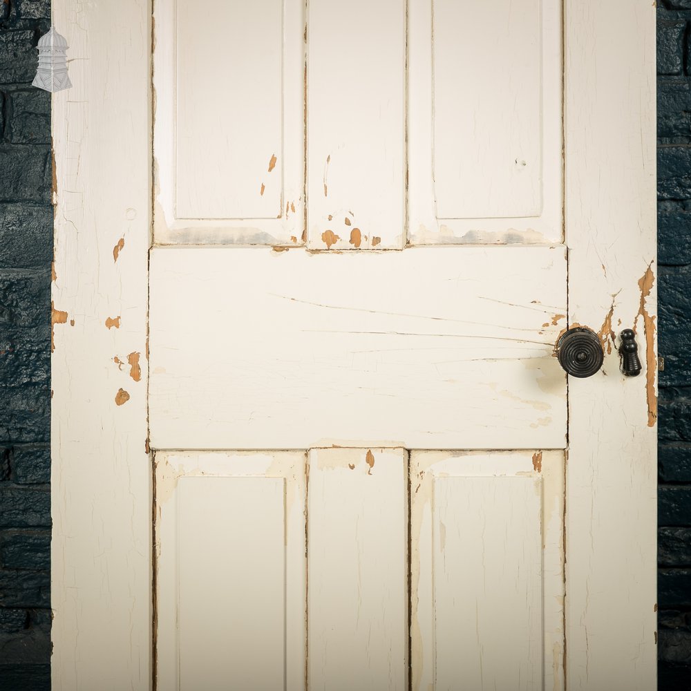 4 Panel Door, Beehive Handle, Distressed White Paint