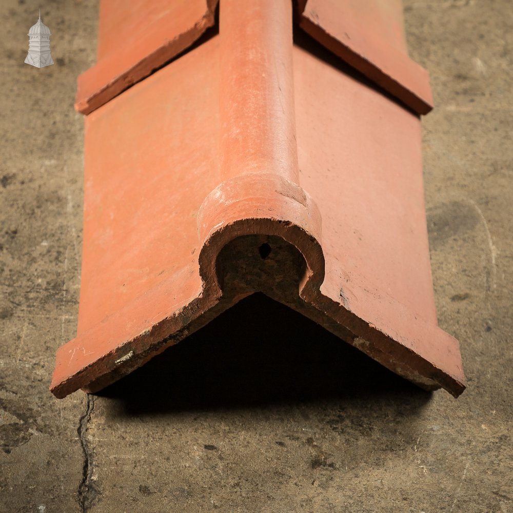 Roll Top Ridge, 10 Interlocking Red Tiles – A Run of 3 Metres