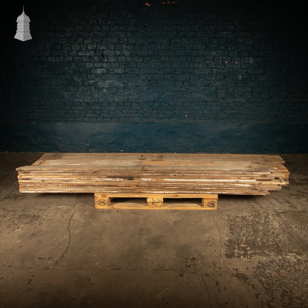 Skimmed Painted Pine Boards, 20mm Thick - 17 Square Metres