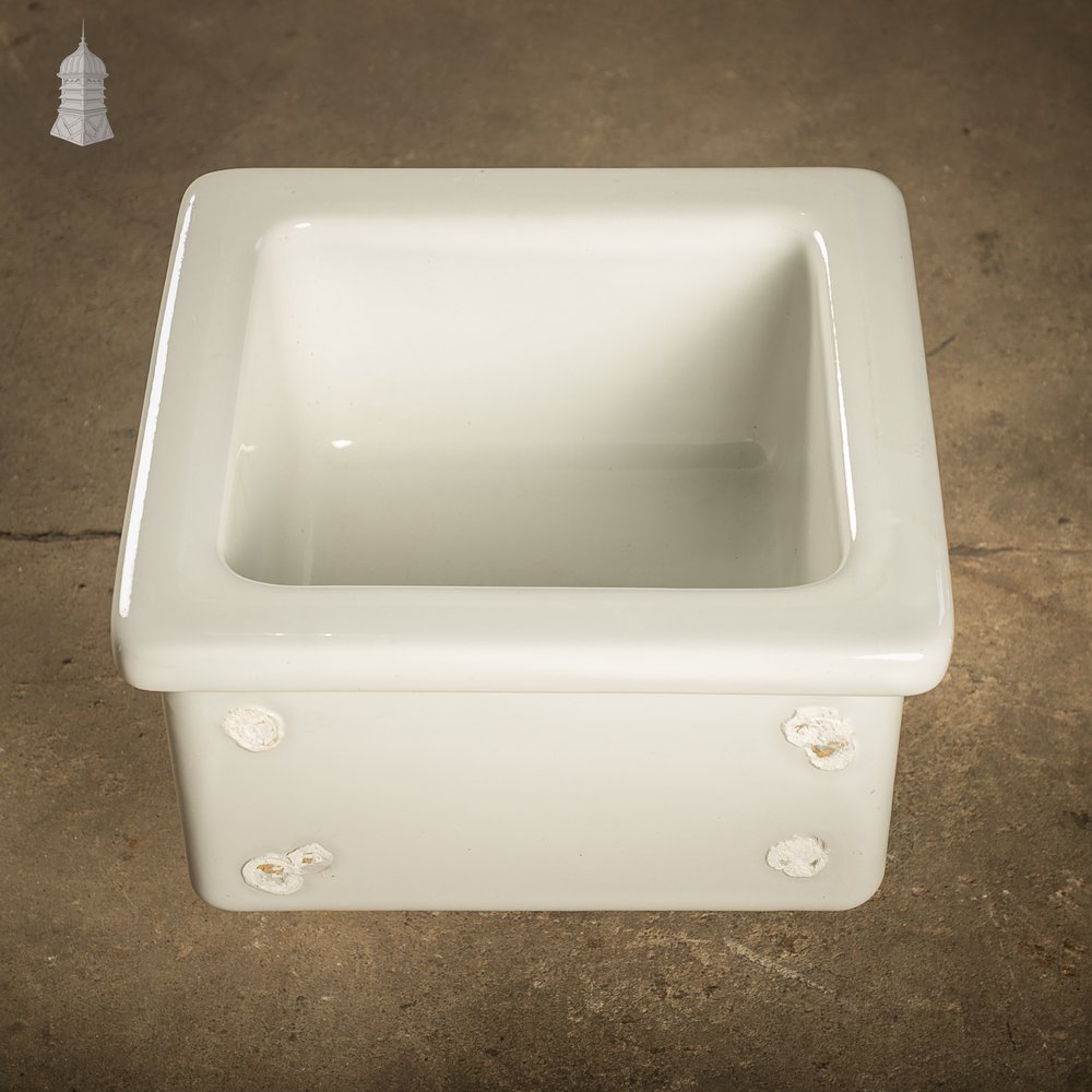 Royal Doulton Butler Sink, Small Vintage Sink