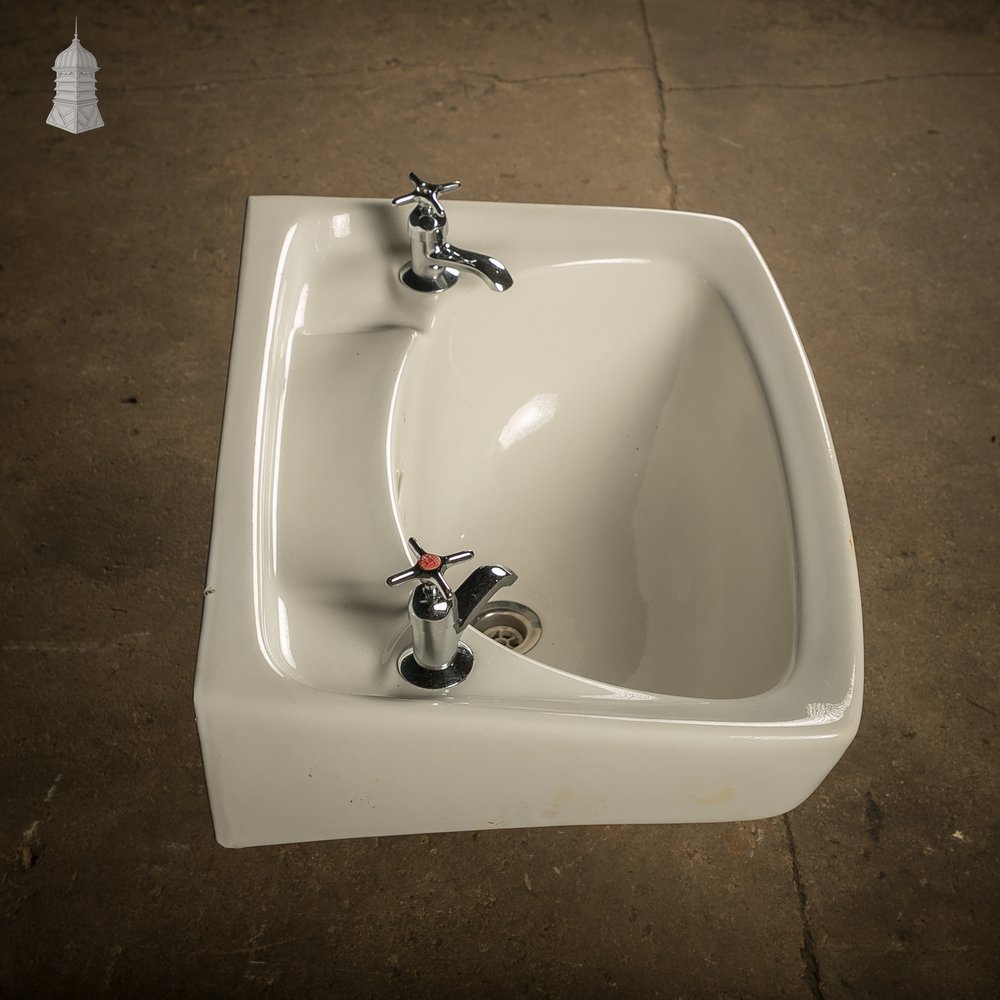 Vintage Twyfords Wall-Hung Basin with Chrome Pillar Taps
