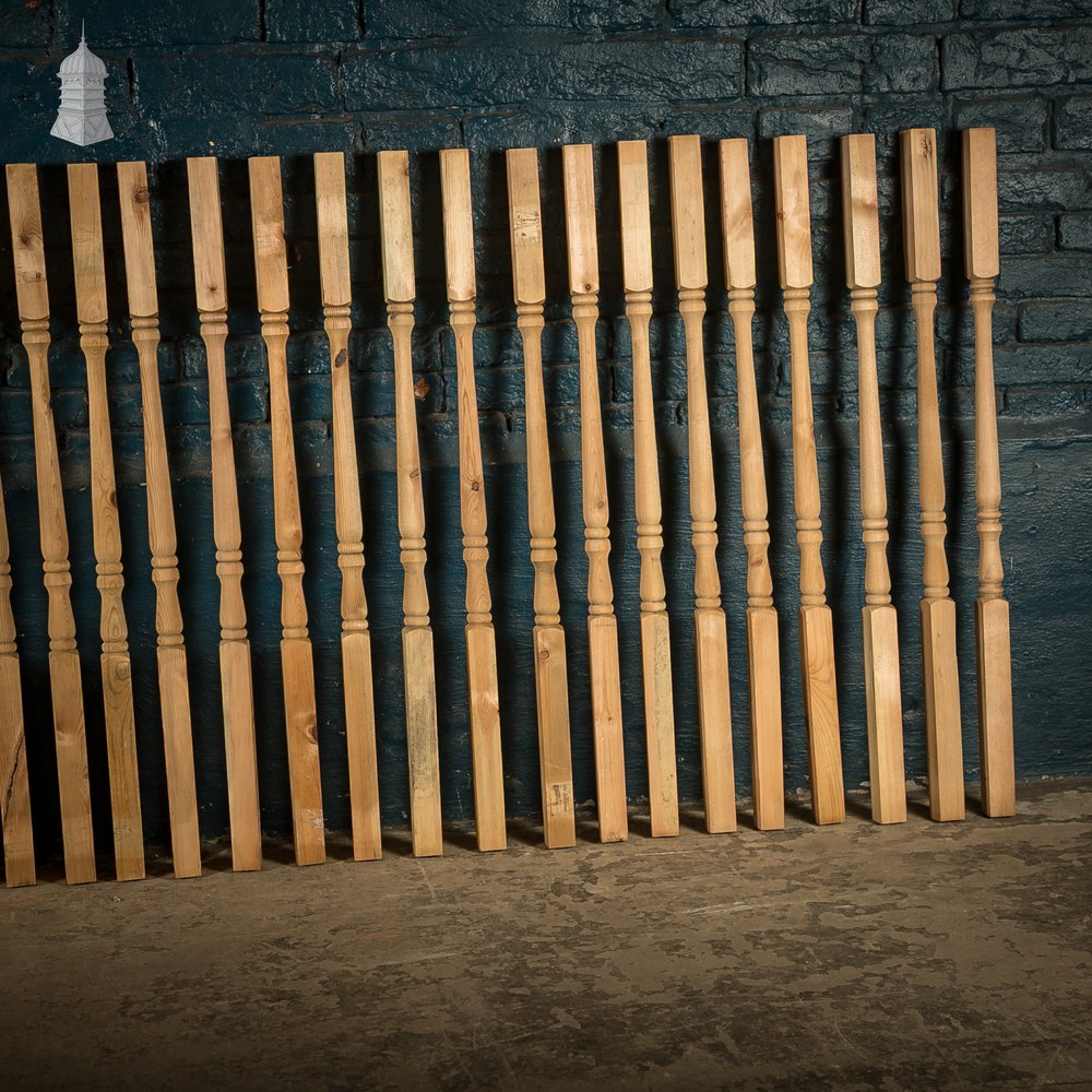 35 Turned Timber Staircase Spindles / Balusters