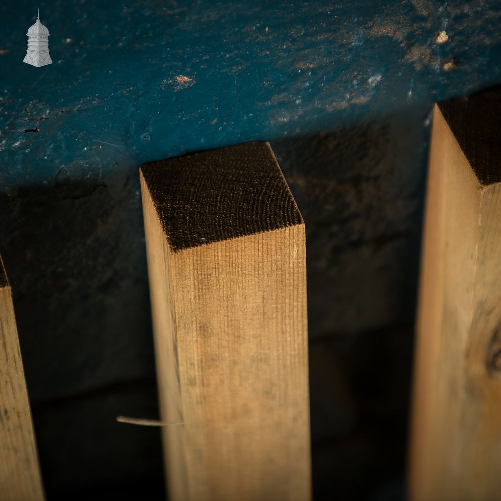 35 Turned Timber Staircase Spindles / Balusters