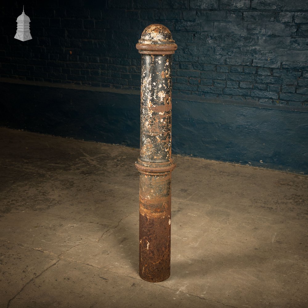 'Cannon' Street Bollard, Reclaimed Cast Iron Bollard.