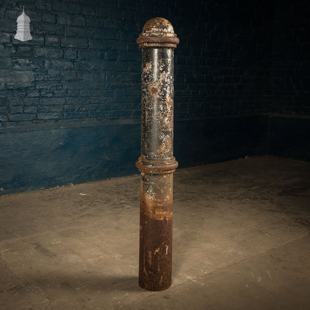 'Cannon' Street Bollard, Reclaimed Cast Iron Bollard.