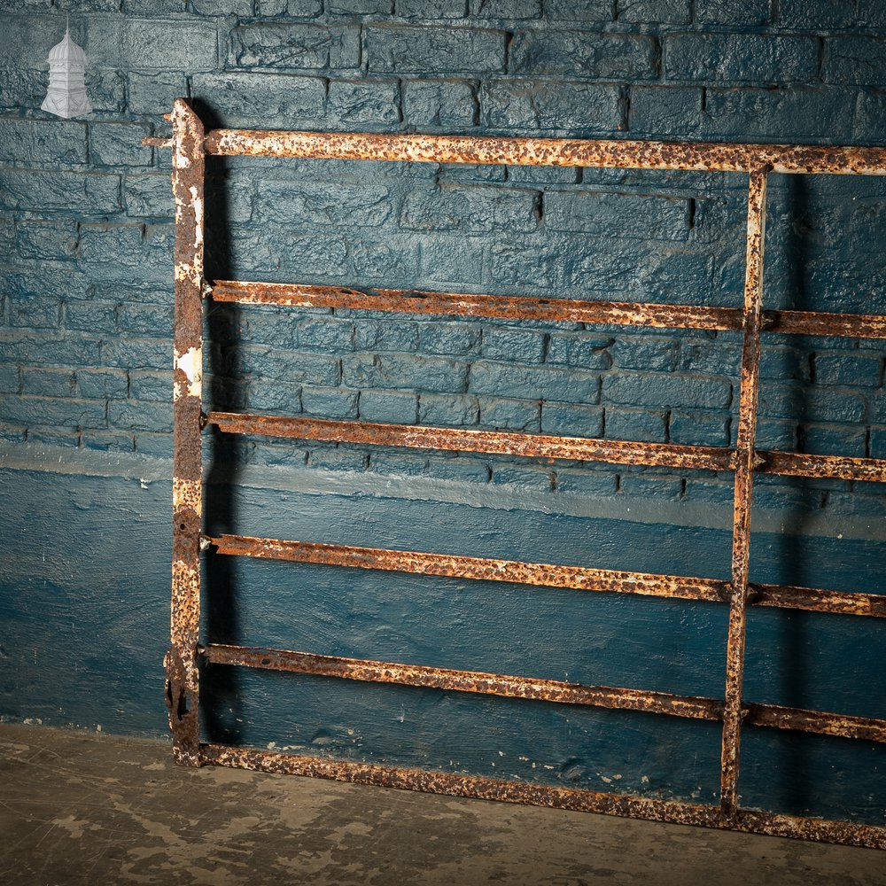 6-Bar Metal Estate Gate