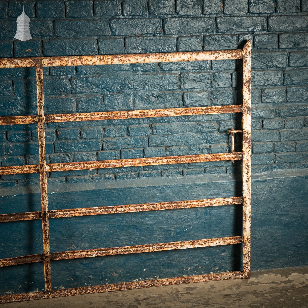 6-Bar Metal Estate Gate