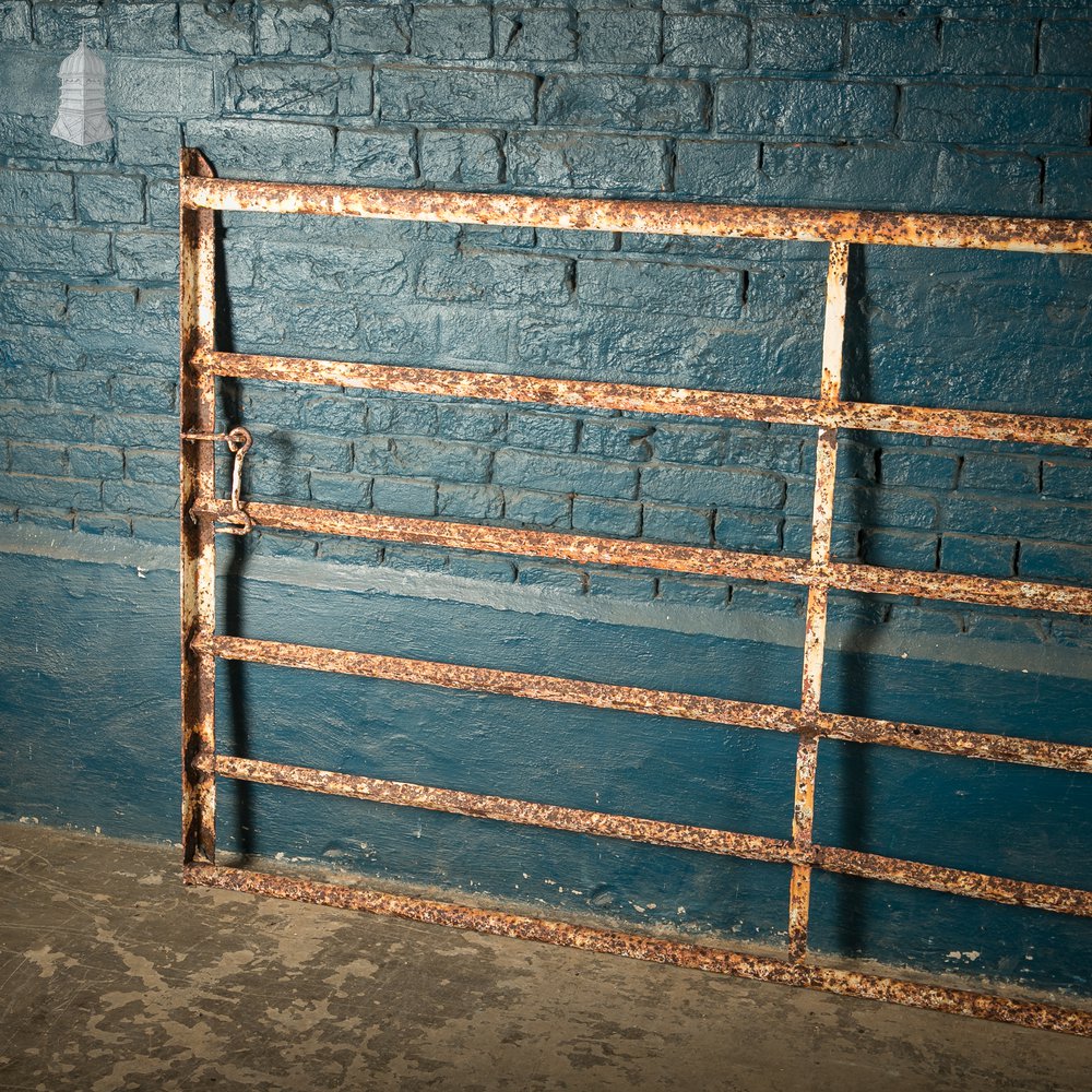 6-Bar Metal Estate Gate