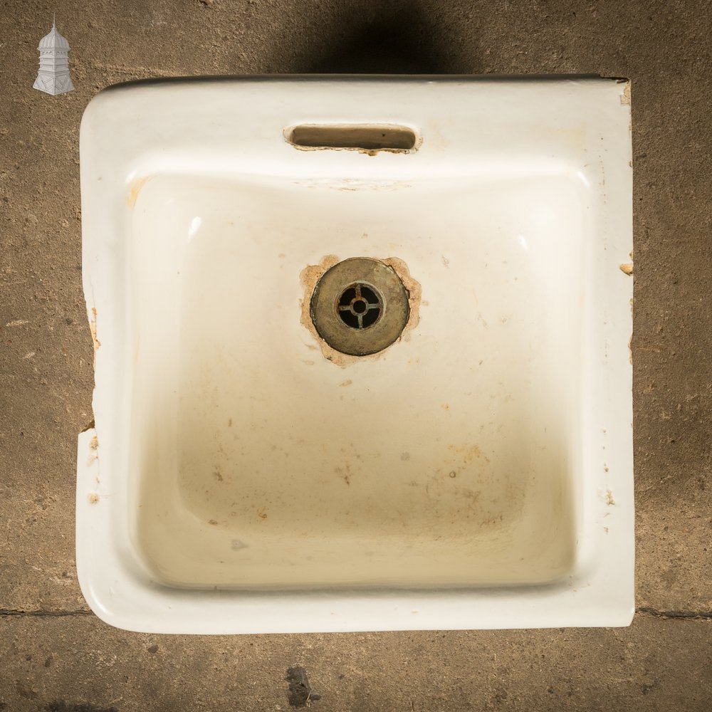 Cane & White Glazed Belfast-Style Sink