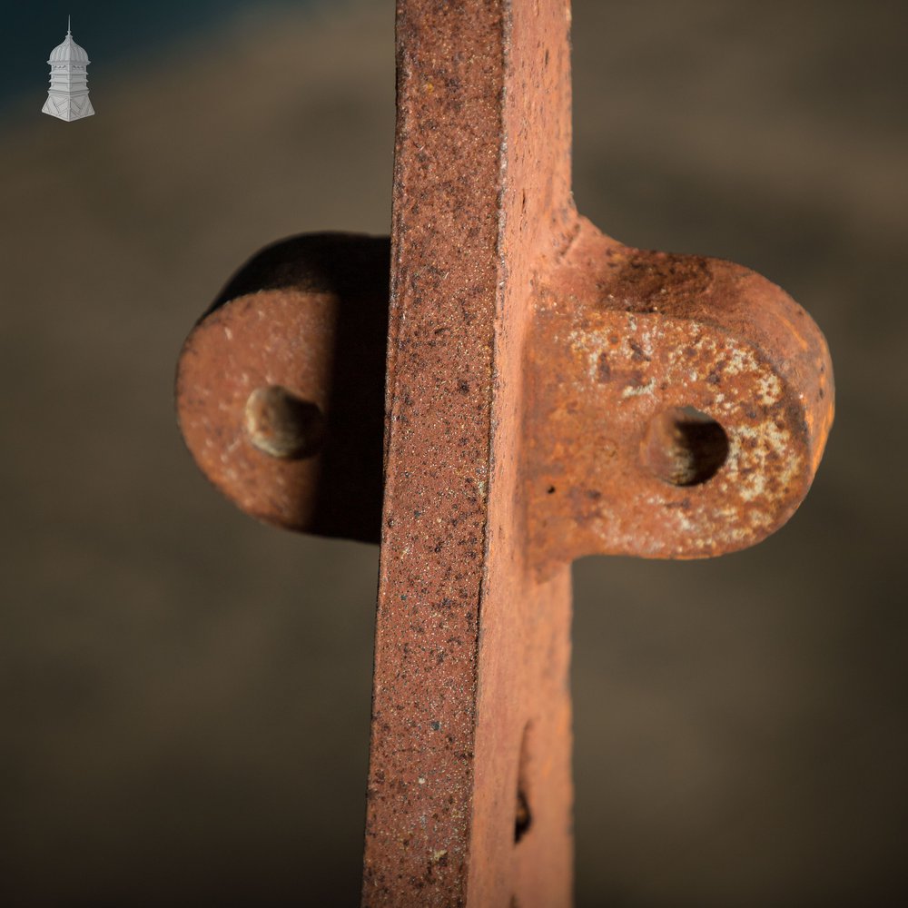 Cast Iron Lrackets,  Victorian 90-degree