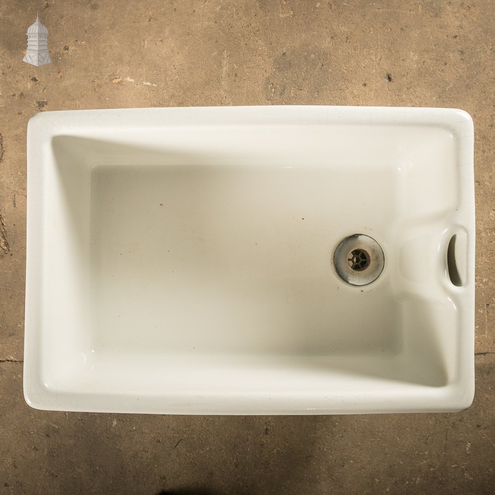 Belfast Scullery Sink with Integral Weir Overflow