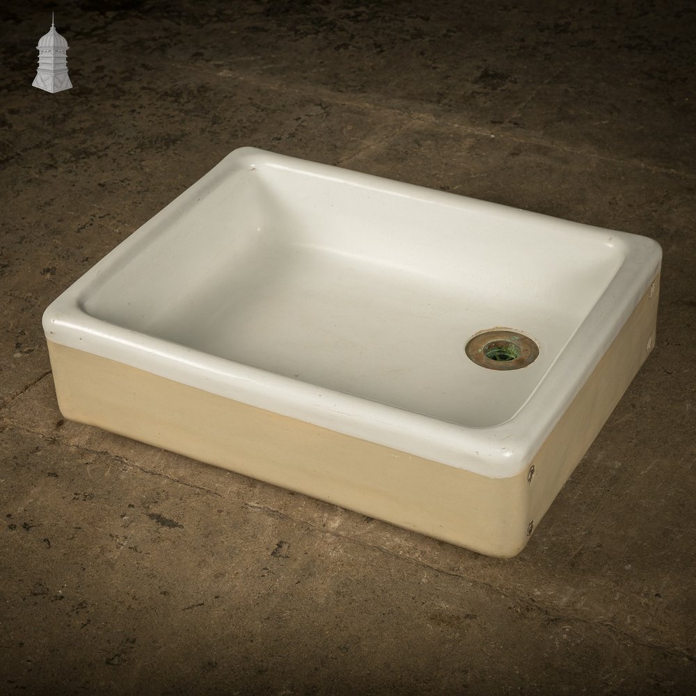 Shallow Trough Sink, Cane and White