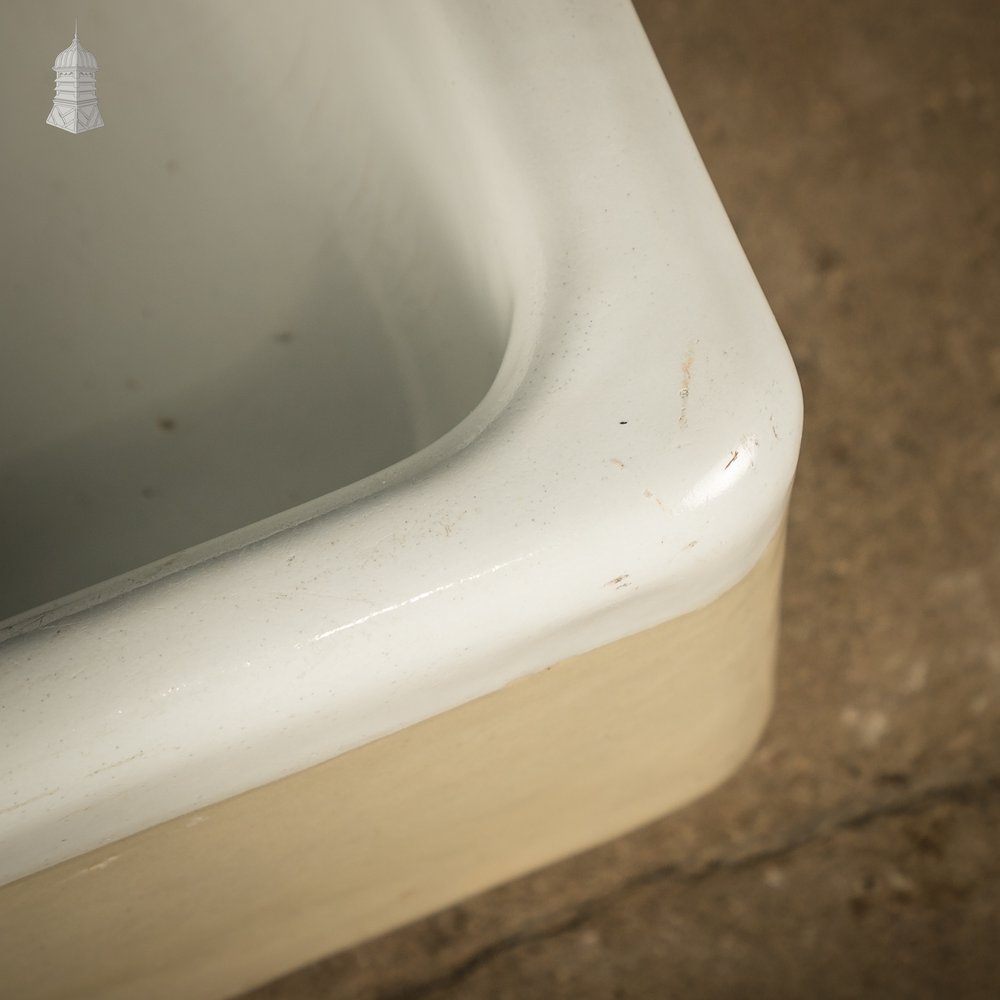 Shallow Trough Sink, Cane and White