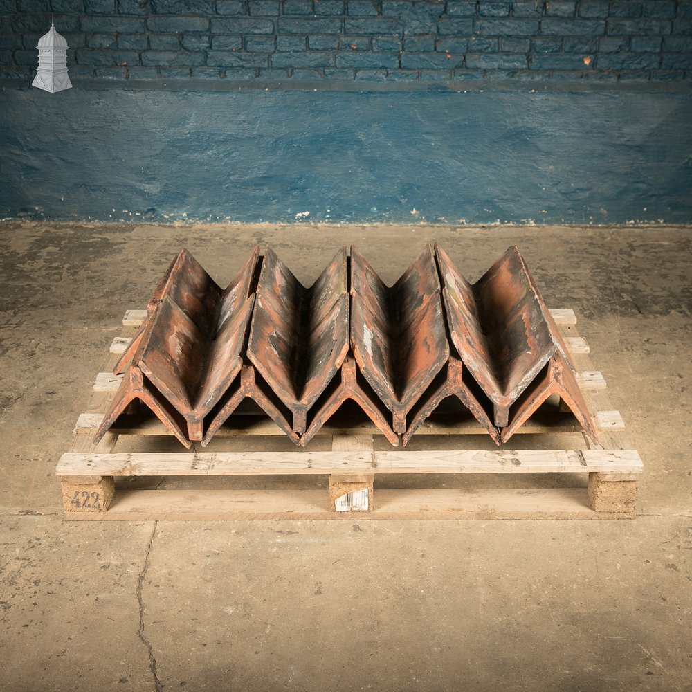 Capped Ridge Tiles, Batch of 18 - A Run of 5.5 Metres