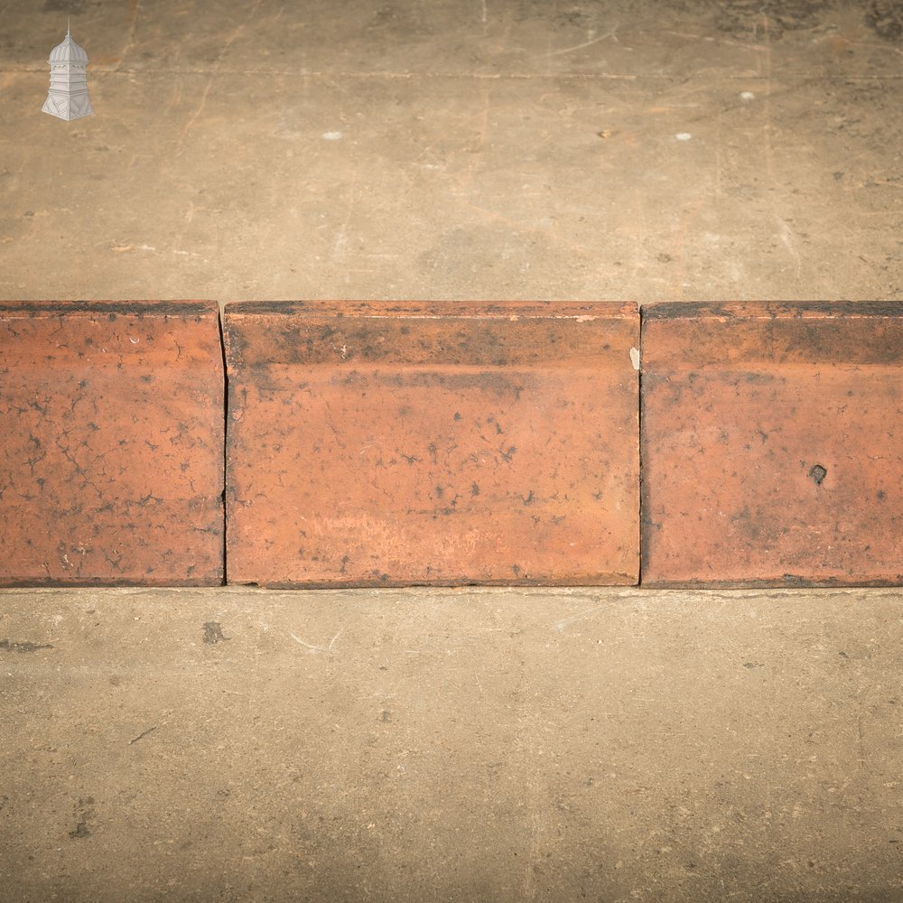 Capped Ridge Tiles, Batch of 18 - A Run of 5.5 Metres