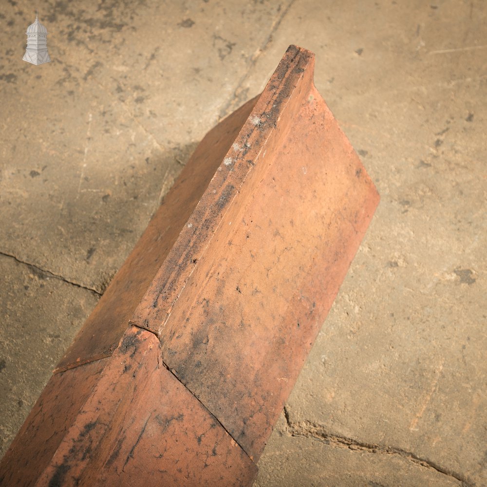 Capped Ridge Tiles, Batch of 18 - A Run of 5.5 Metres