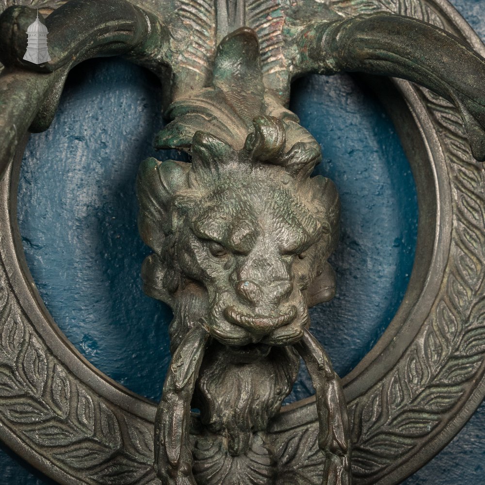 Bronze Georgian Wall Sconce with Sarcophagus and Lion Head Details