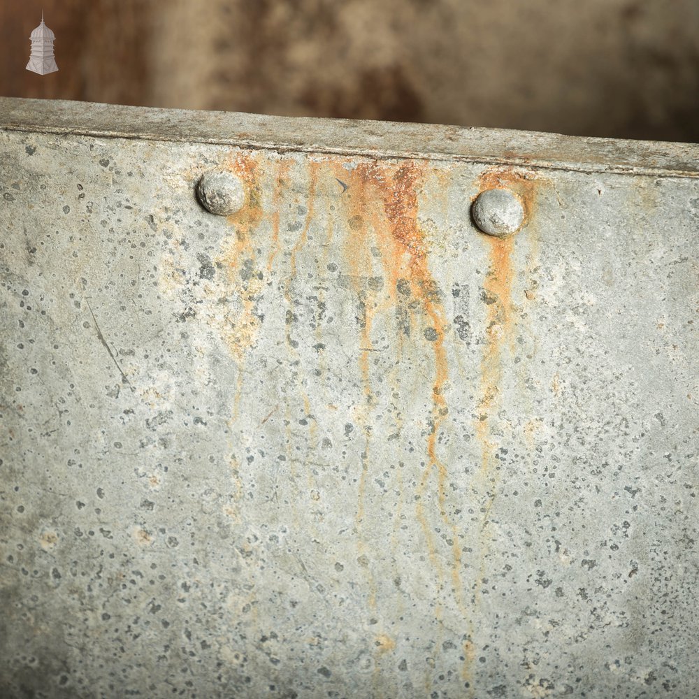 Galvanised Steel Tank with Rivets